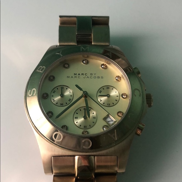 Marc Jacobs gold watch - Picture 4 of 4